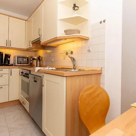 Luett Huus Holiday home