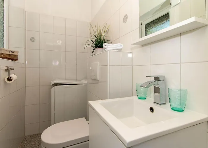 Semesterbostad Luett Huus